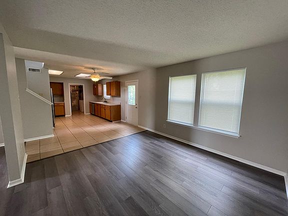 4th image of 3232 Carica Dr