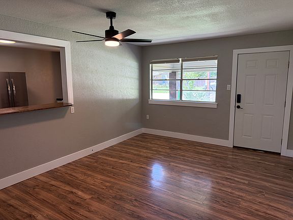 3rd image of 685 S 1st Ave