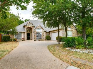 508 Hat Creek Dr, Hurst, TX 76054