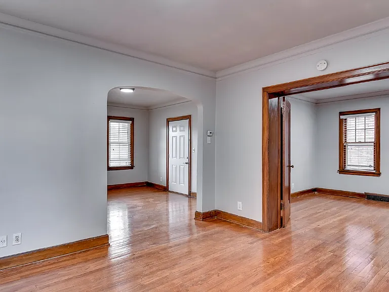 539 Park Ave #1 — Photo 9