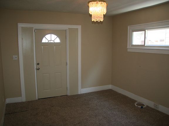 5th image of 105 S 46th St