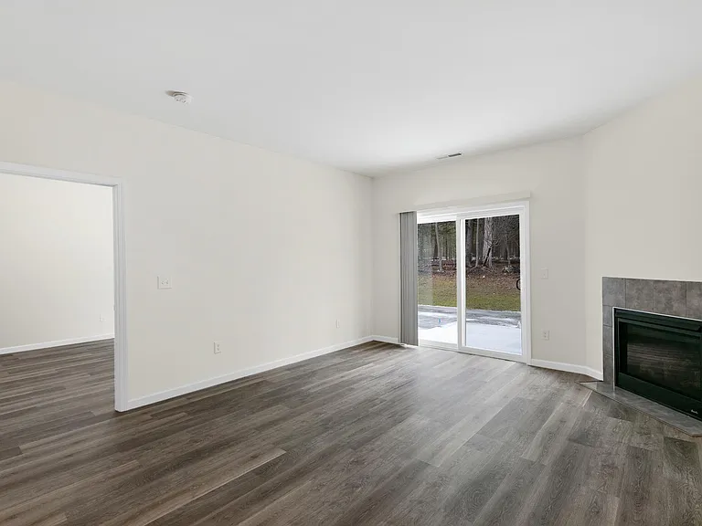 Townhomes at Woodland's Edge — Photo 40