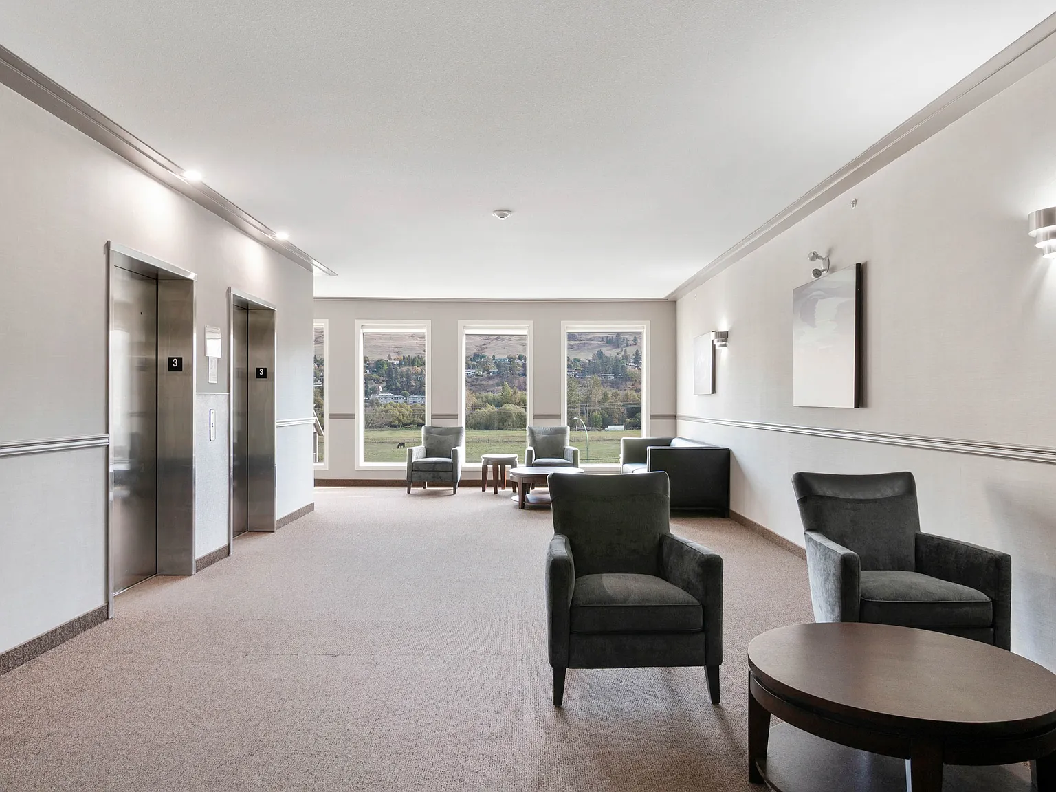 Lake Country Lofts Apartments — Photo 4