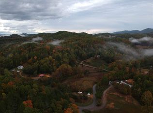 5010 Bogard Rd, Cosby, TN 37722