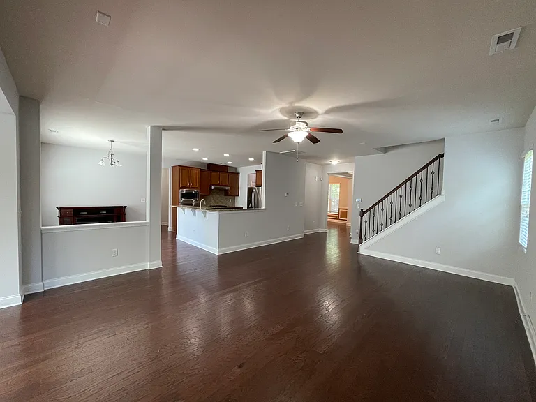 3509 Deborah Dr — Photo 11