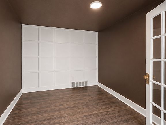 4th image of 10463 N Doral Dr