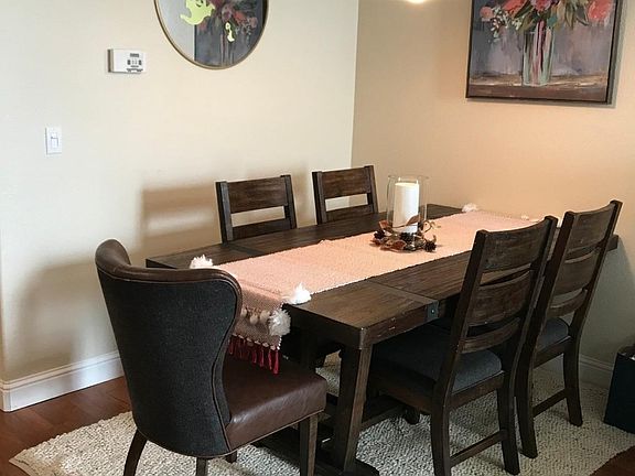 5th image of 706 Dante Cir