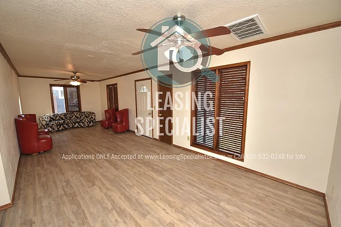 611 S Ponca Ave — Photo 8