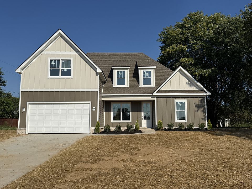 1st image of 565 Hiwassee Rd
