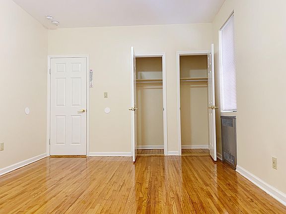 5th image of 166-14 Hillside Ave #1L