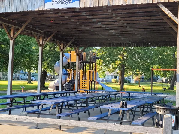 405 Gregory Ter #1, Decatur, MI 49045