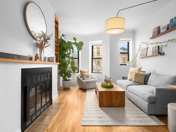 18 Lincoln Pl APT 3R, Brooklyn, NY 11217