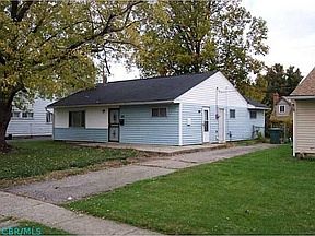 1st image of 2416 Hanna Dr