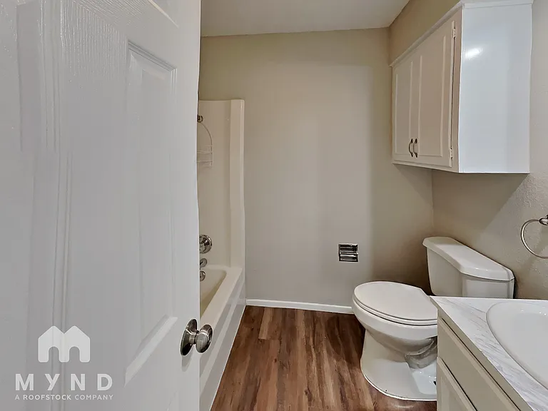 3252 63rd St — Photo 19