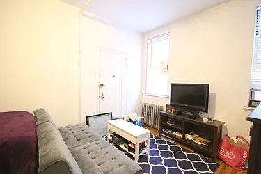 Rented by Dynamik Realty