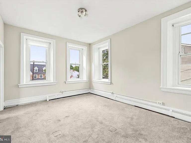 222 Henderson Ave #2 — Photo 9