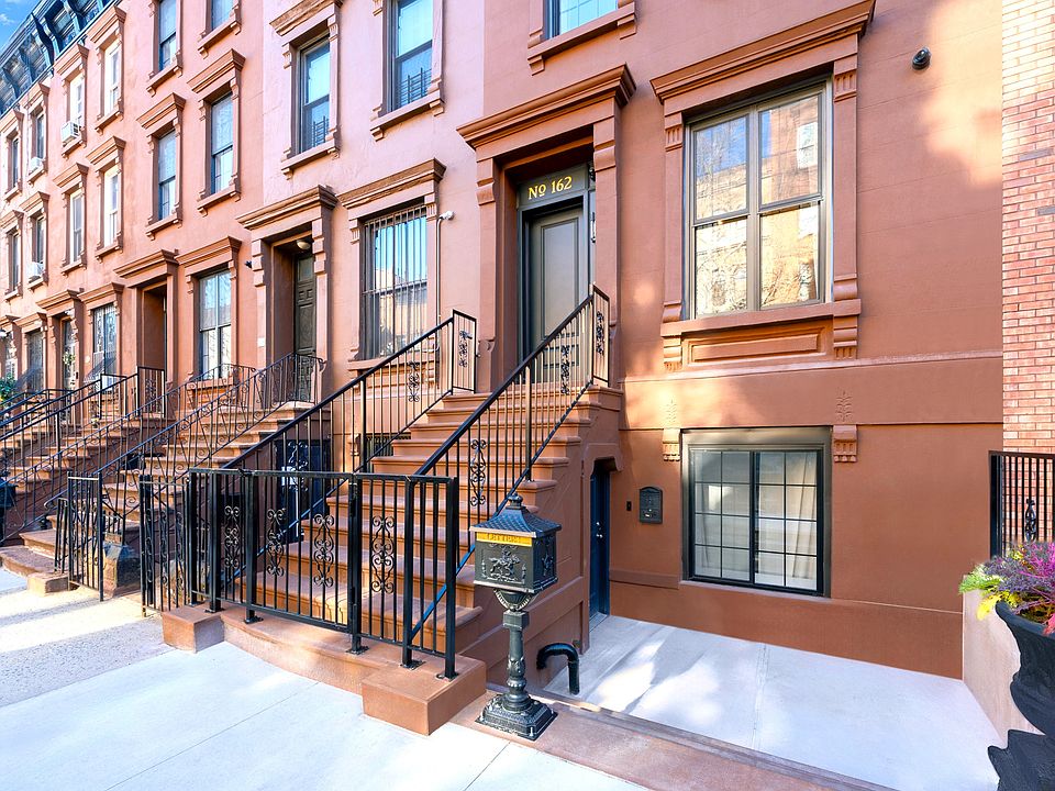 1st image of 162 W 136th St #2
