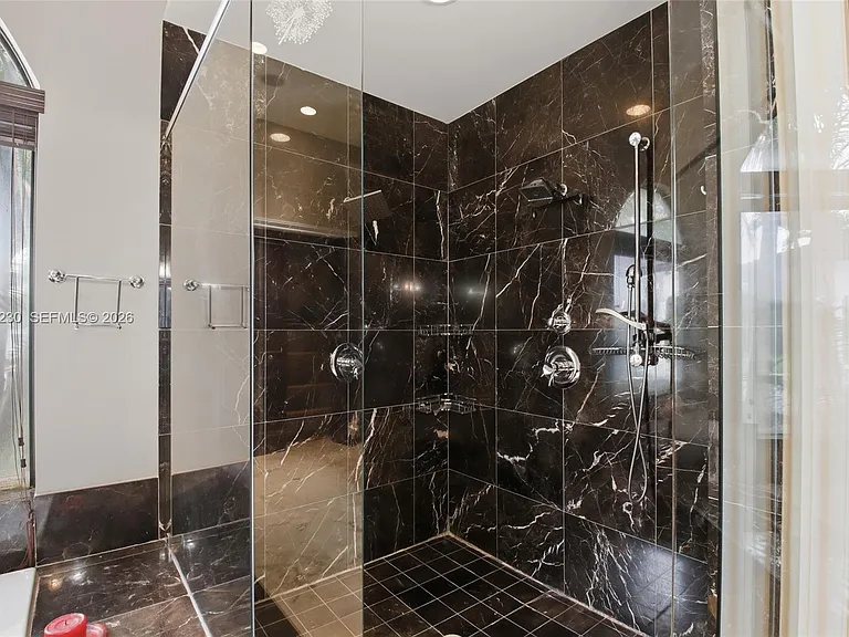 6200 SW 97th Ave — Photo 40