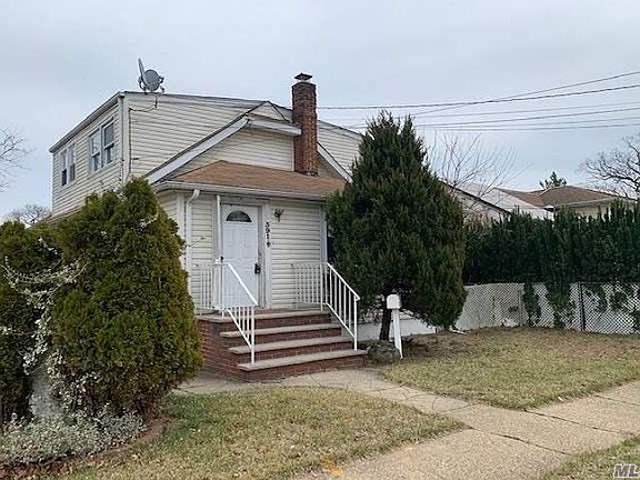 3rd image of 391 Randall Ave