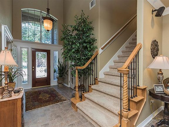 4th image of 13918 Claymont Hill Dr