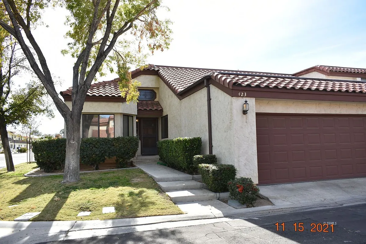Building Photo - 423 Tepatitlan Ct