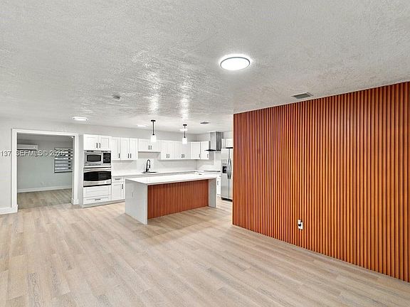 4th image of 26810 SW 128th Ave