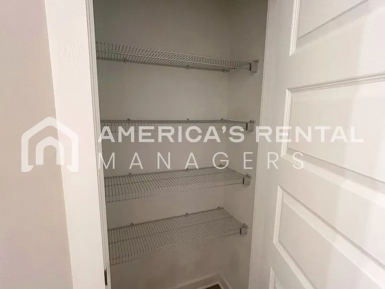 120 County Road 1702 — Photo 47