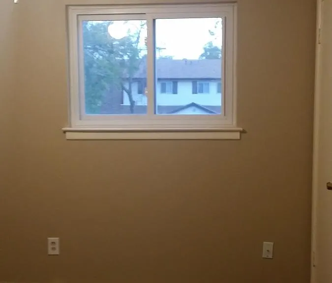 505 Hughes Dr — Photo 8