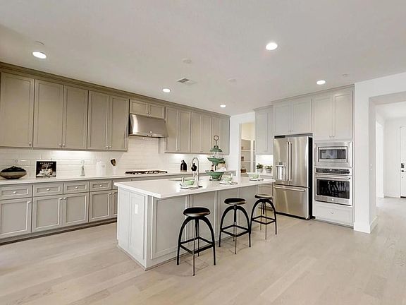 Kitchen with pantry room -1