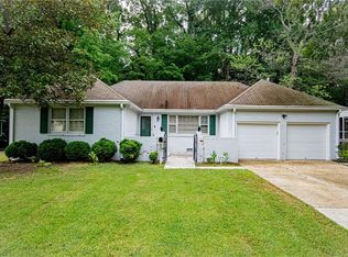 956 Lacon Dr, Newport News, VA 23608