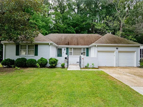 956 Lacon Dr, Newport News, VA 23608