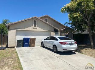 4402 Betony Dr, Bakersfield, CA 93311
