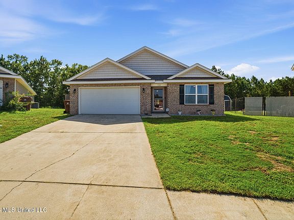 2nd image of 538 W Marigold Dr