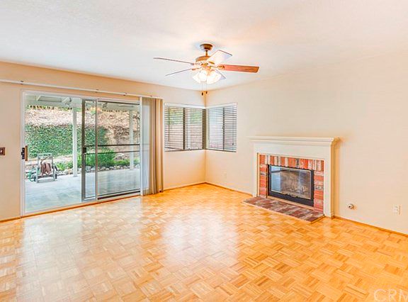 5th image of 828 Highland View Dr