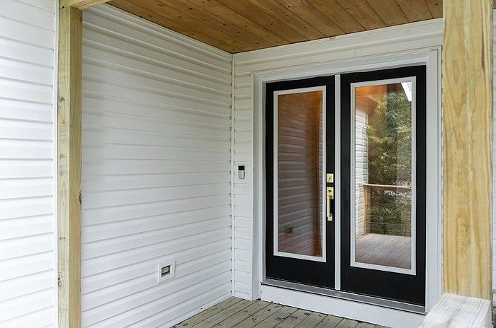 2nd image of 1 Woodbridge Way