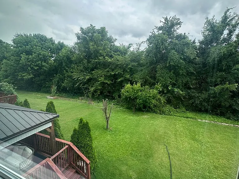 5519 Bannon Crossings Dr — Photo 36
