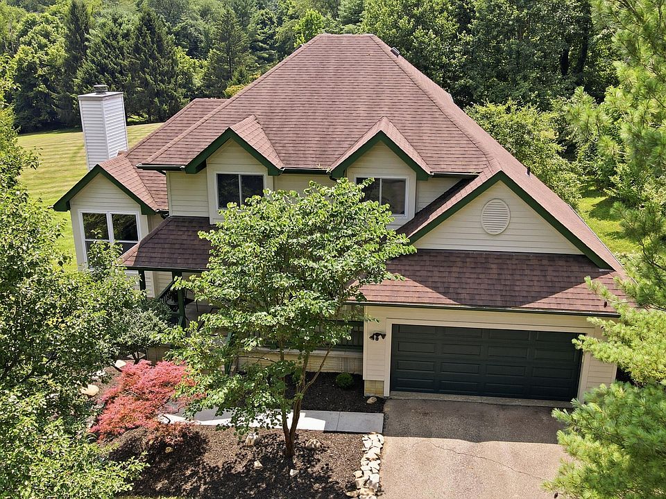 1st image of 7 Brecon Cir
