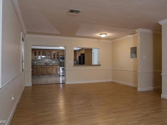 c8s3yzxempvjaz5ef7tg