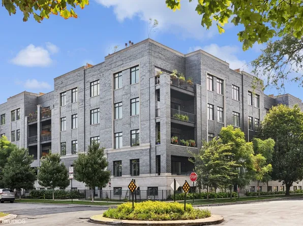 5748 N Hermitage Ave #102, Chicago, IL 60660