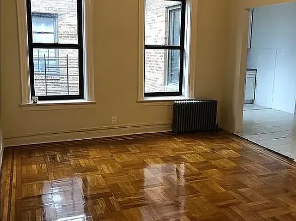 3015 Roberts Ave APT 2A, Bronx, NY 10461