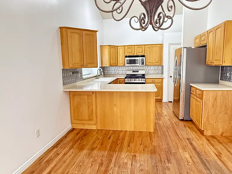 13228 S 2600 W — Photo 12