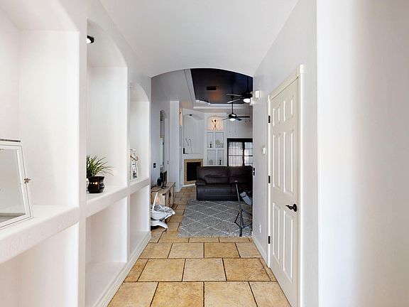 3rd image of 3176 Blue Dirt Cir
