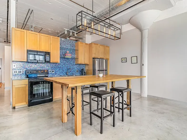 730 Stinson Blvd #406 — Photo 23