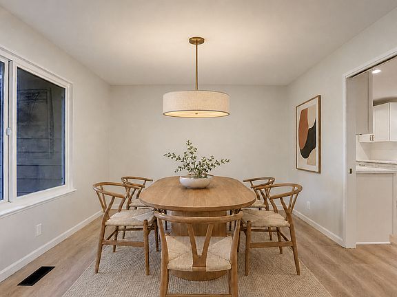 4th image of 8667 Bloomington Ct