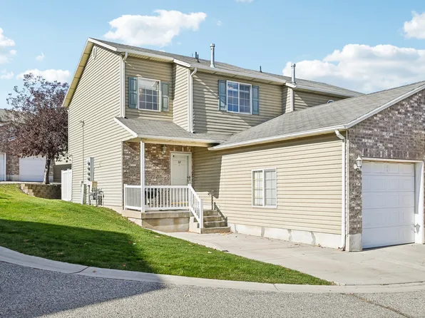4827 S 1800 W APT 32, Roy, UT 84067