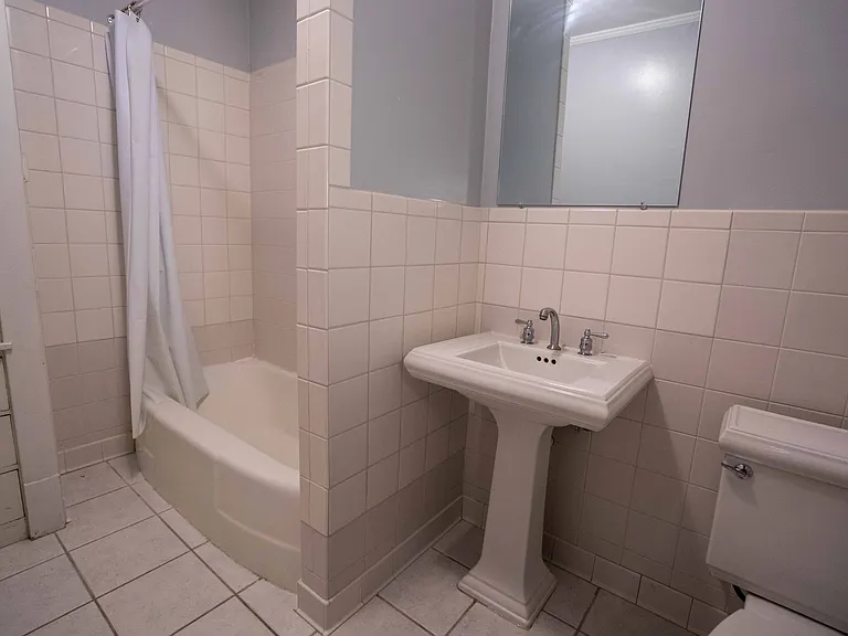 2942 N Newhall St #2942 — Photo 21