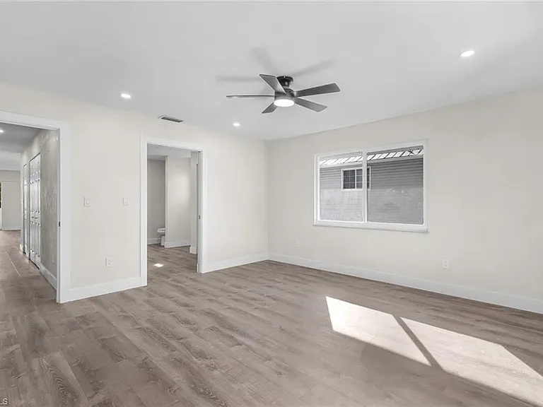 1284 Rainbow Ct — Photo 9