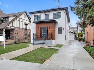 3369 164th St, Flushing, NY 11358