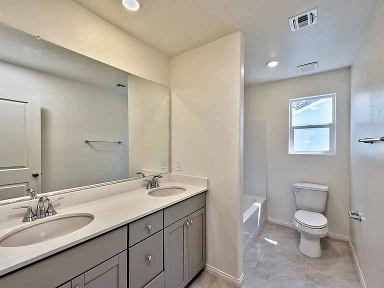 10191 Glowing Amber St — Photo 8