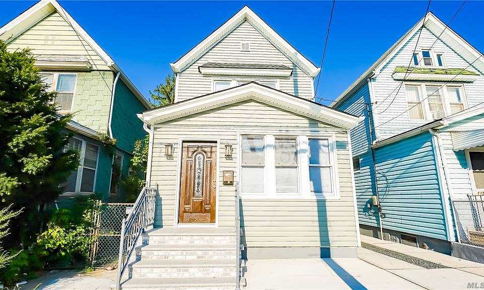 1st image of 11531 120th St